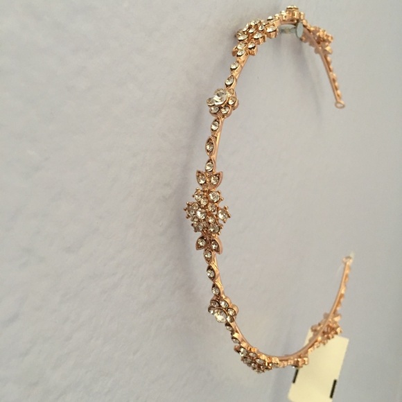 Beautiful rose gold headband - Picture 1 of 3